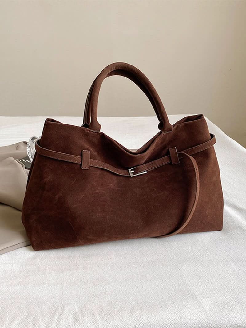 Handtasche mit Überschlag und Henkeln