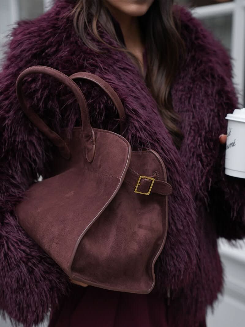 Große Handtasche mit Henkeln und Struktur-Oberfläche
