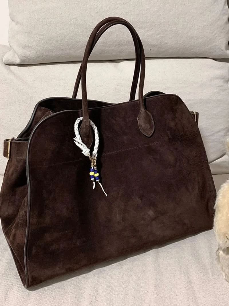 Große Handtasche mit Henkeln und Struktur-Oberfläche