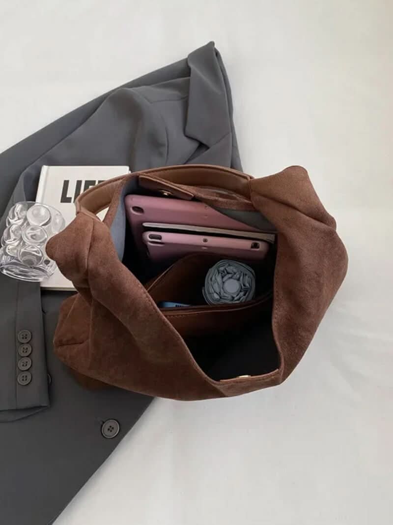 Schultertasche mit schlichtem Design und großem Hauptfach