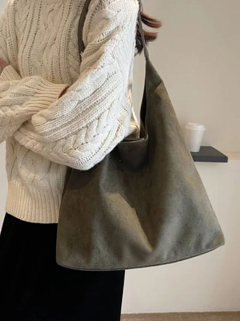 Schultertasche mit schlichtem Design und großem Hauptfach