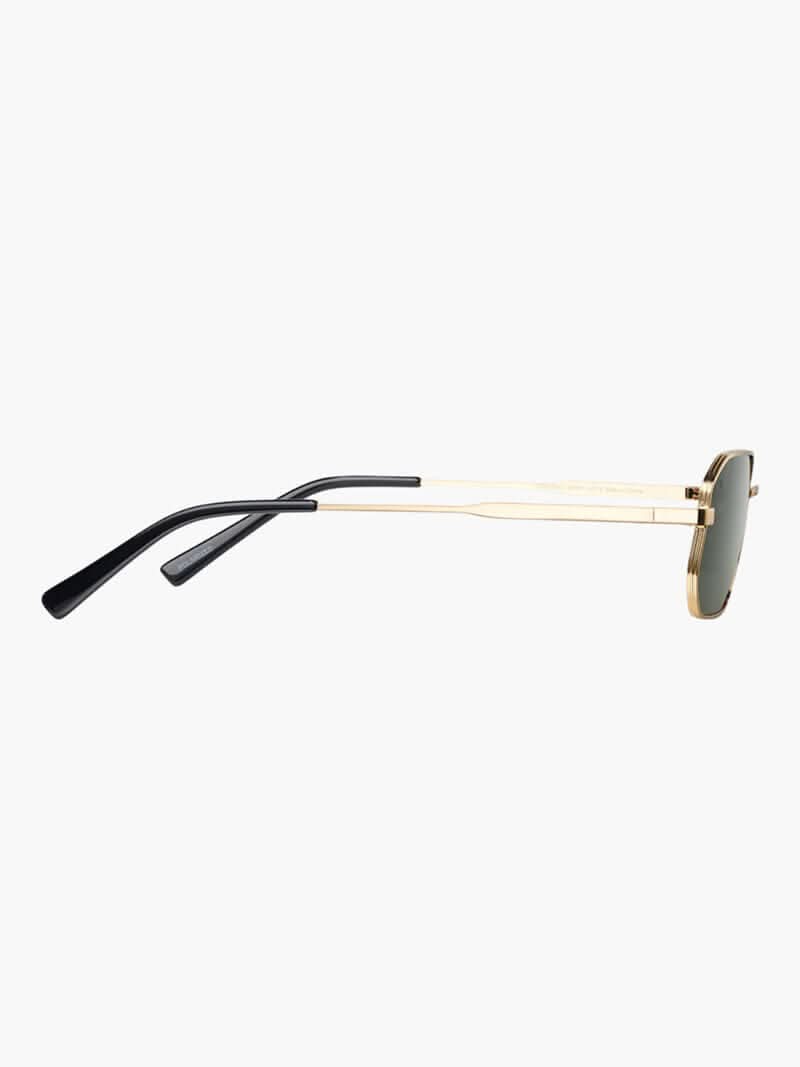 Sonnenbrille mit Metallrahmen und eckigen Gläsern